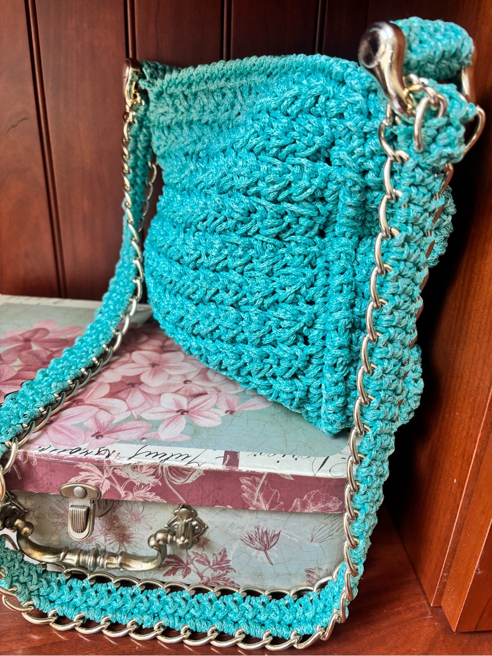 VTG Adoria Teal Crochet Shoulder Bag with Chain Strap